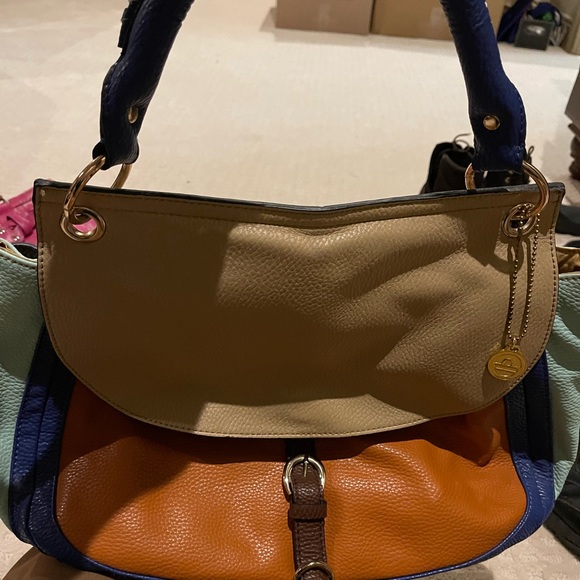 Color block, satchel purse. - Picture 5 of 5